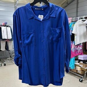 NWT Calvin Klein long sleeve top